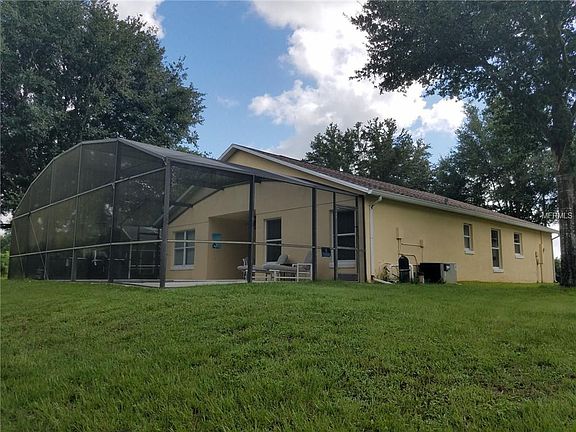 4th image of 17304 Silver Creek Ct
