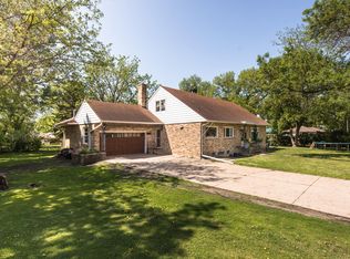 419 W 10th St, Morris, MN 56267