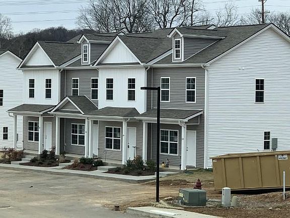 2nd image of 324 Kristen Ct