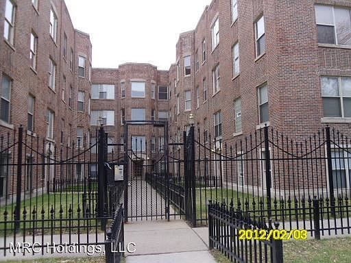 1st image of 7550 S Essex Ave APT 1B