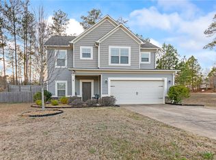 2200 Dutch Ct, Opelika, AL 36801