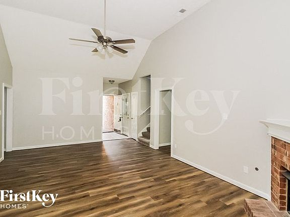 4th image of 573 Wesley Woods Dr