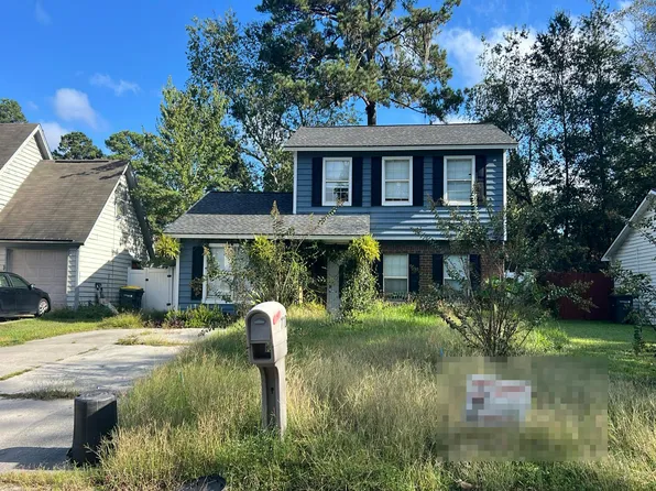 110 Morekis Dr, Savannah, GA 31406