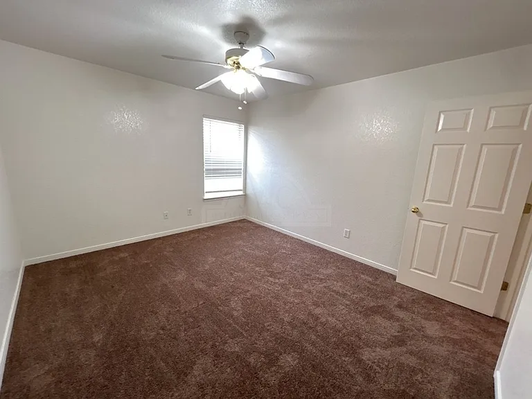 308 Cedar Ridge Dr — Photo 17