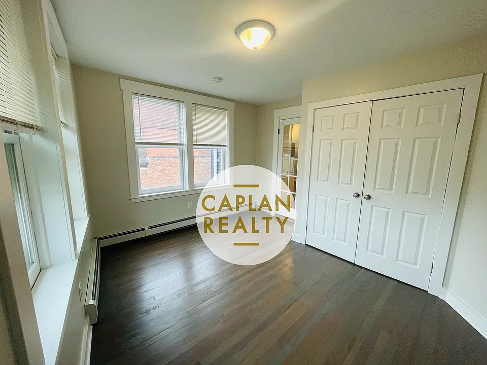 335 Saint John St #2F