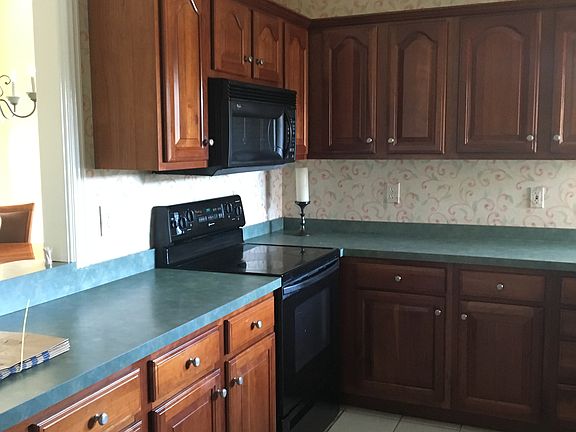 4th image of 1591 Pine Needles Ln #2301