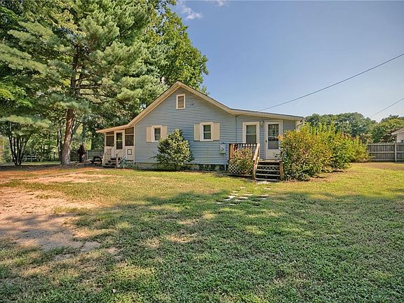 3rd image of 7275 Bray Rd
