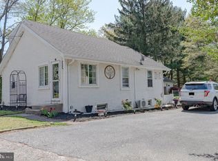 320 Odonnells Ln, Cinnaminson, NJ 08077