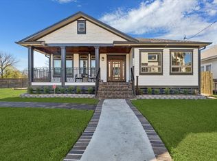 206 North St, Houston, TX 77009