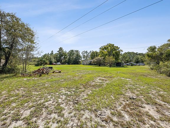 3rd image of 86158 Overstreet Ln