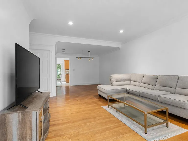 9 Hackensack Plank Rd — Photo 6