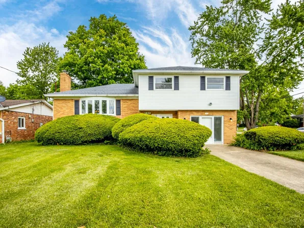 702 W Sharon Rd, Cincinnati, OH 45240