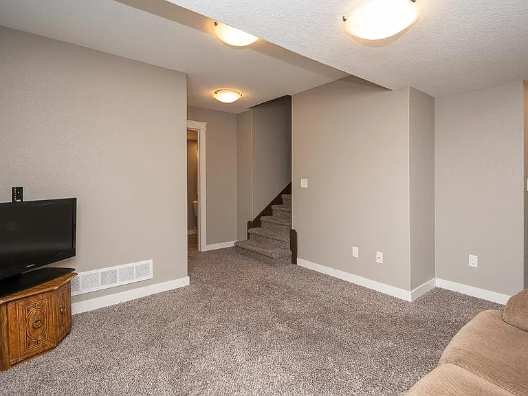 3724 Marigold Dr — Photo 27