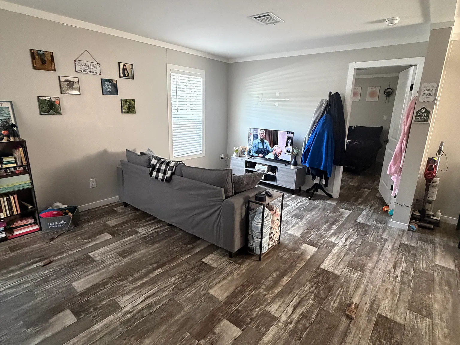 2 bed, 1027 sqft, $1,100 — Photo 3