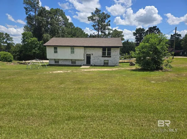 40600 Lake Dr, Bay Minette, AL 36507