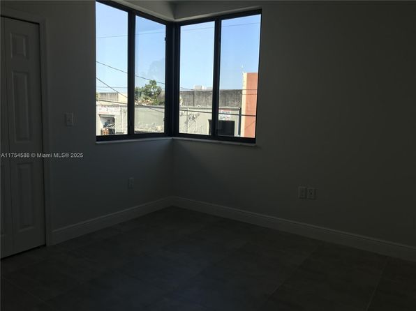 hialeah-florida-447942383 picture