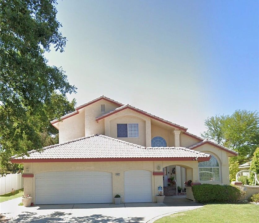 1st image of 14932 Shady Elm Ln