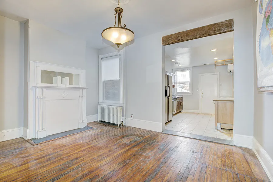317 Elm St NW