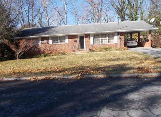 2nd image of 510 Ravenwood Dr