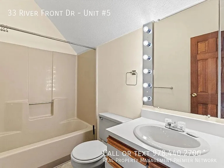 33 River Front Dr #5 — Photo 15