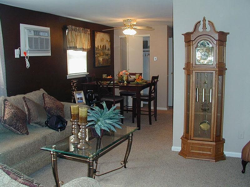 2nd image of 3100 Grant Ave #0