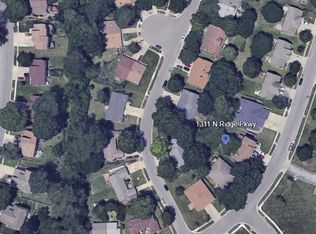 1311 N Ridge Pkwy, Olathe, KS 66061