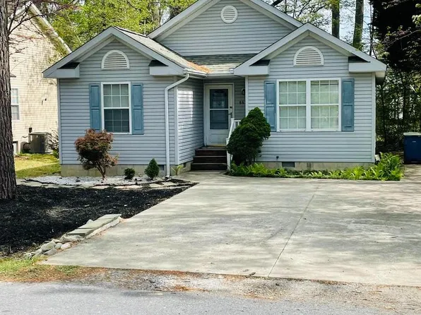 863 Ocean Pkwy, Ocean Pines, MD 21811