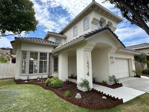 17574 Winding Creek Rd, Salinas, CA 93908