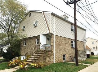 12 Atlantic St, Carteret, NJ 07008