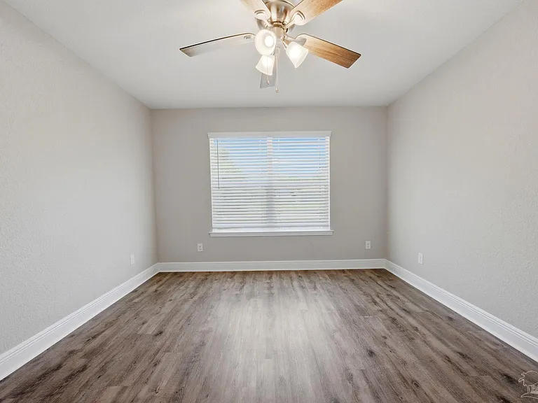 1454 Windy Ln — Photo 22