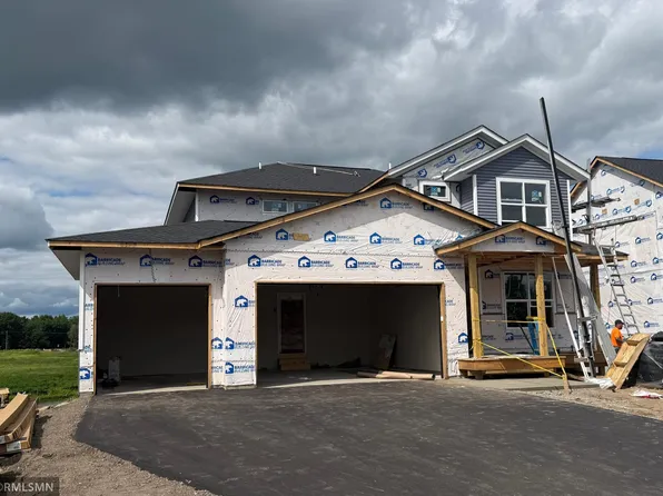 1717 Meadows Dr, East Bethel, MN 55011