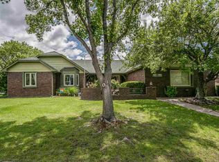 222 S Prescott Ct, Wichita, KS 67209
