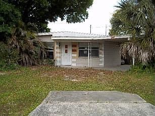 1st image of 1014 N Solandra Dr