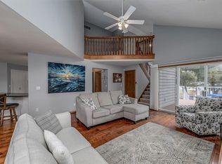 1535 Castlegar Ct, Pleasant Hill, IA 50327