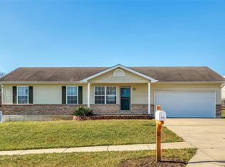 215 Carrington Blvd, Troy, MO 63379