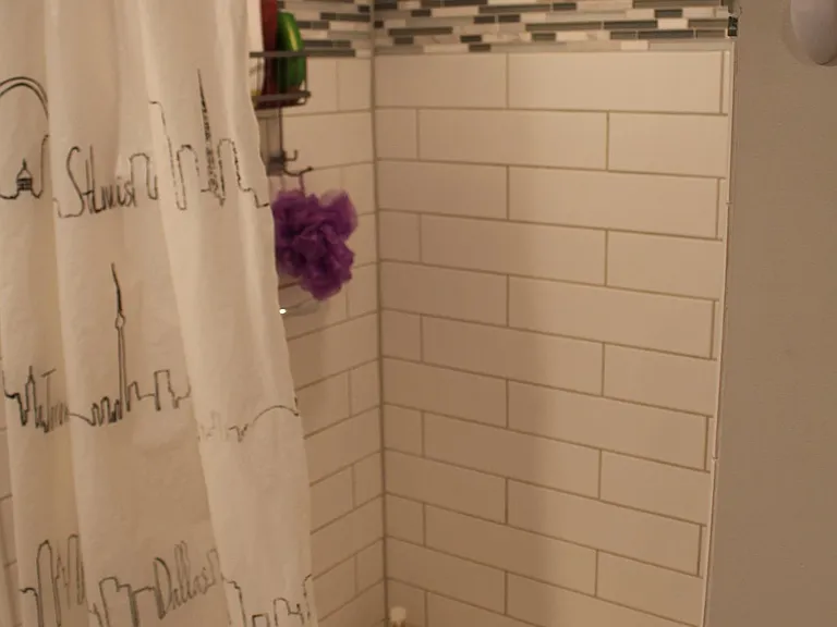 616 Parkdale Ave — Photo 7