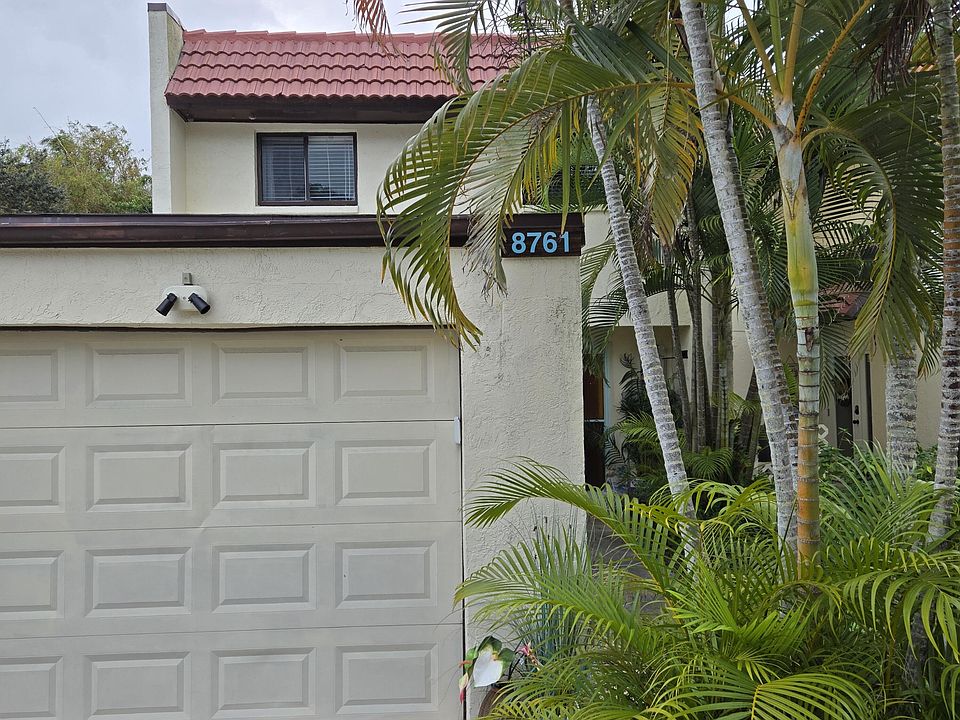 1st image of 8761 Ilex Ct