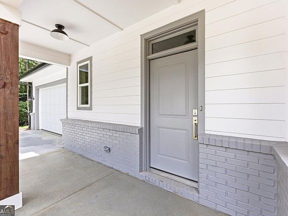 3rd image of 5851 Canterbury Way