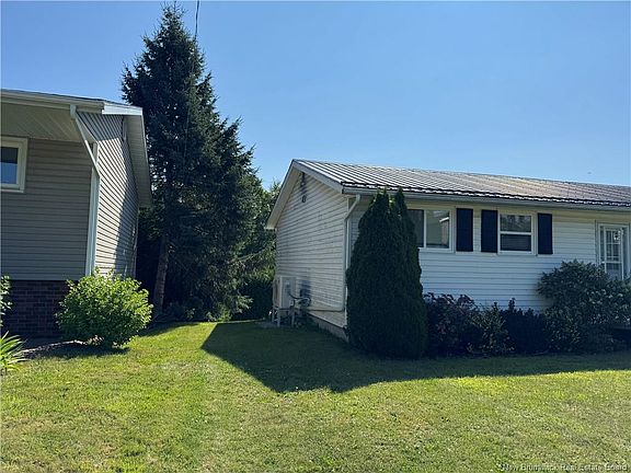 4th image of 104 Manor Ct