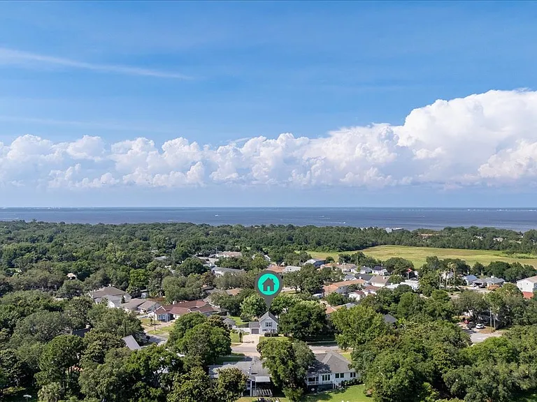 817 N Lakeside Dr — Photo 51