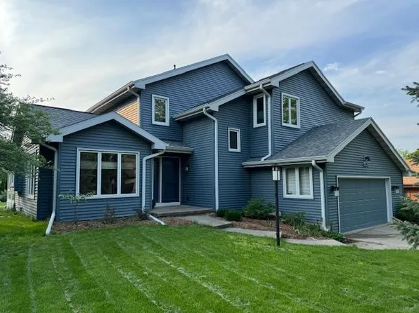 6342 Stonefield Rd, Middleton, WI 53562