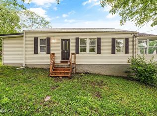 835 E Lincoln Rd, Alcoa, TN 37701