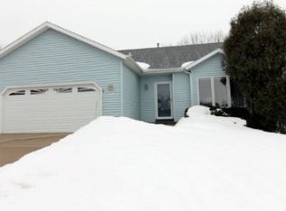 129 Knutson Dr, Madison, WI 53704