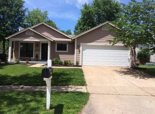 1519 Wooden Bridge Trl, Ballwin, MO 63021