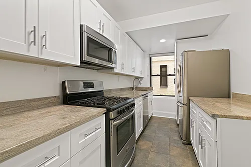 225 W 23rd St #2251S Photo 1