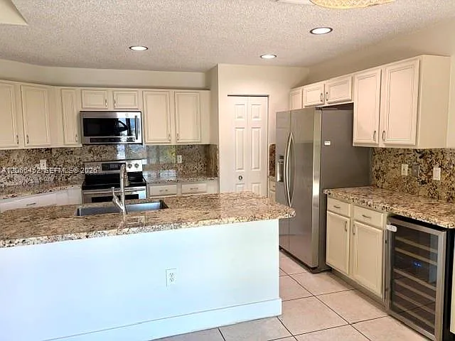 16850 Crestview Ln — Photo 19