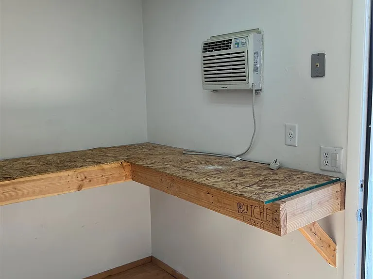 2040 Swan Cv N — Photo 27