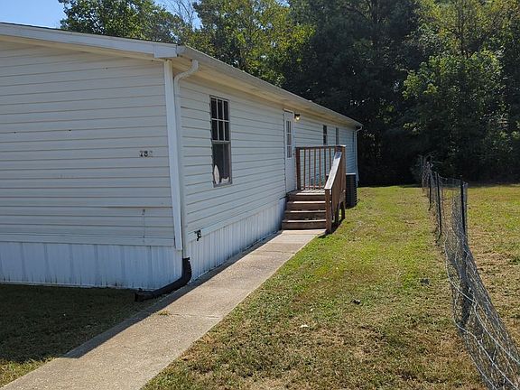 3rd image of 186 Wendy Leigh Cir
