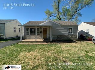 11018 Saint Pius Ln, Saint Ann, MO 63074