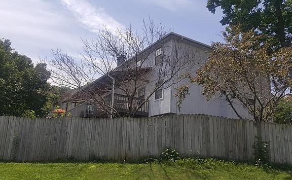 3rd image of 7719 Benson St